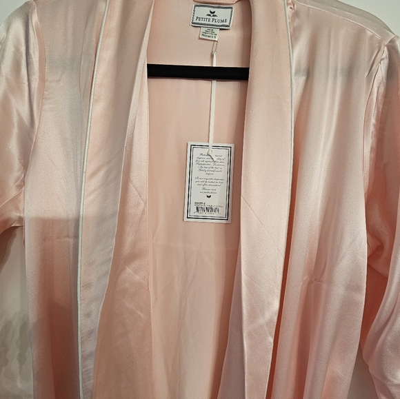 Petite Plume Luxurious Blush Mulberry SILK Satin Robe - Brand New [Pink] - Picture 9 of 12
